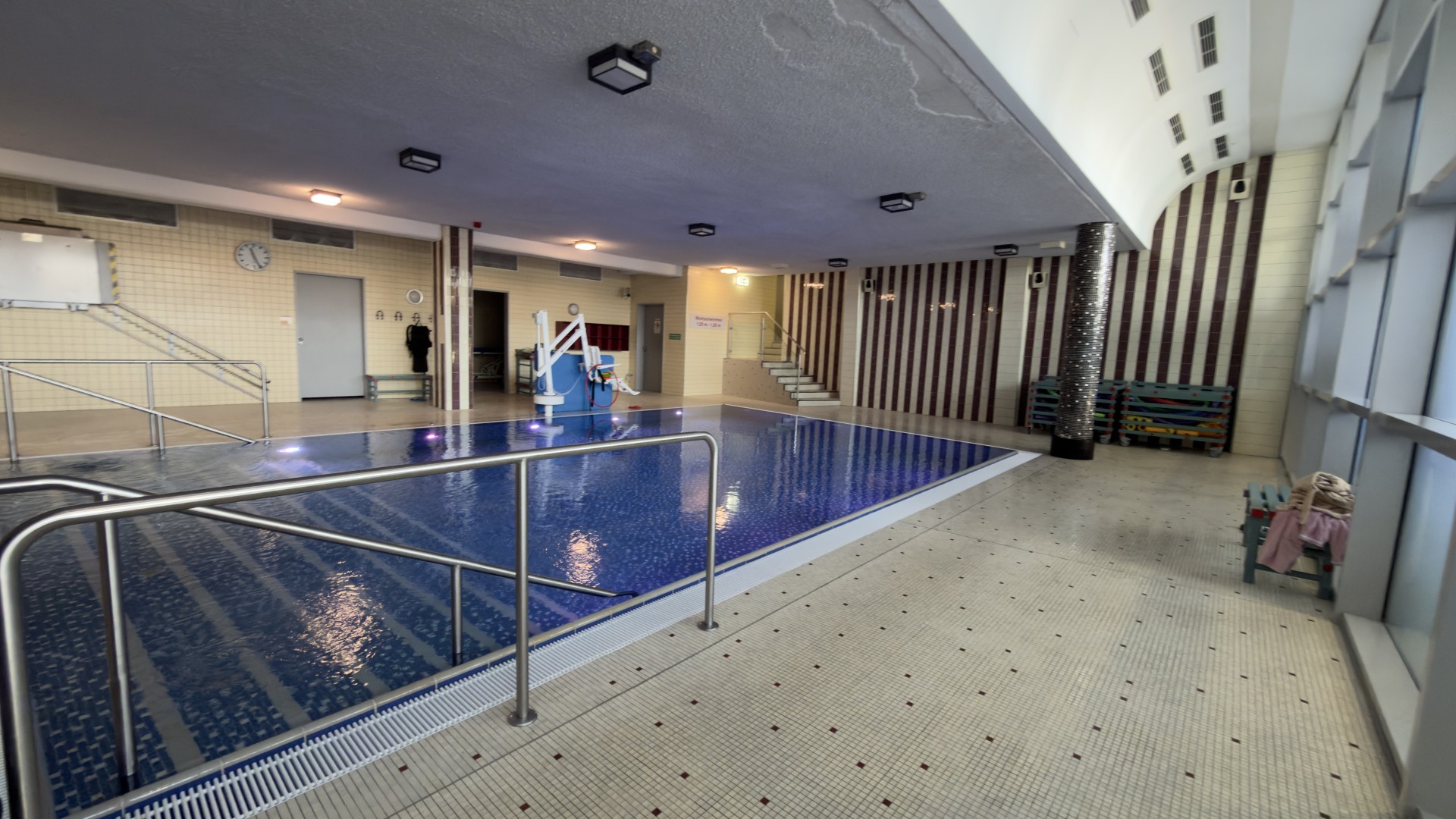 Schwimmoper Wuppertal-Elberfeld Bewegungsbecken Gesamteindruck